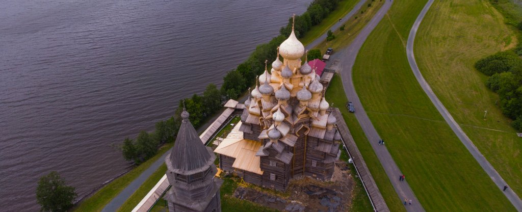 Онежское озеро, остров Кижи,  - Фото с квадрокоптера