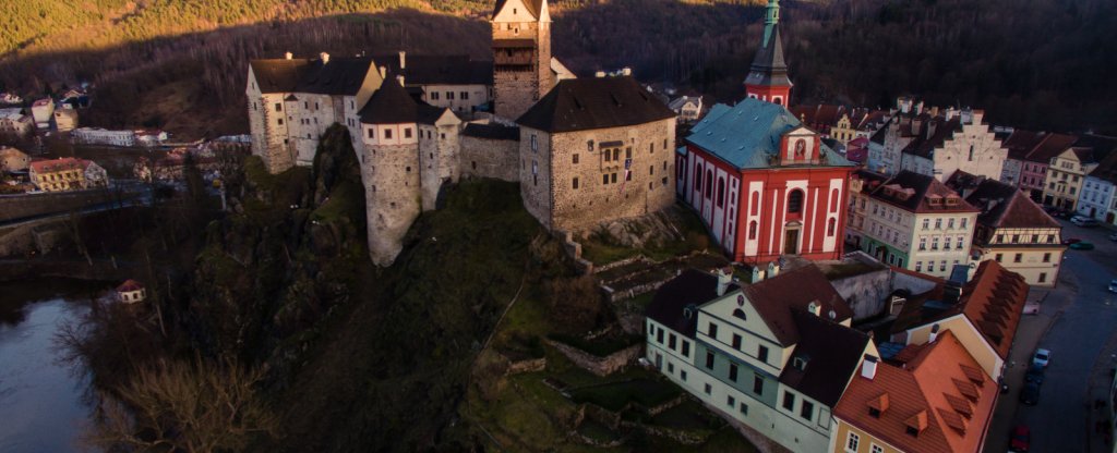 Средневековый замок, очень красивое видео. | Замки и дворцы Европы | Дзен