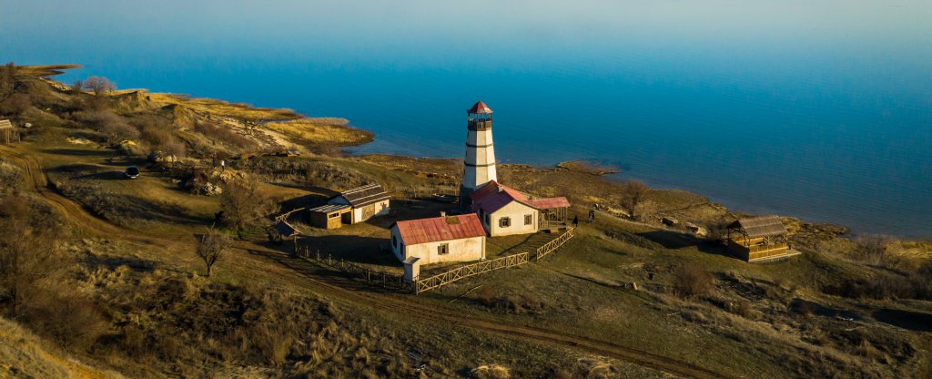 Маяк в хуторе Мержаново (вид на Азовкое море),  - Фото с квадрокоптера