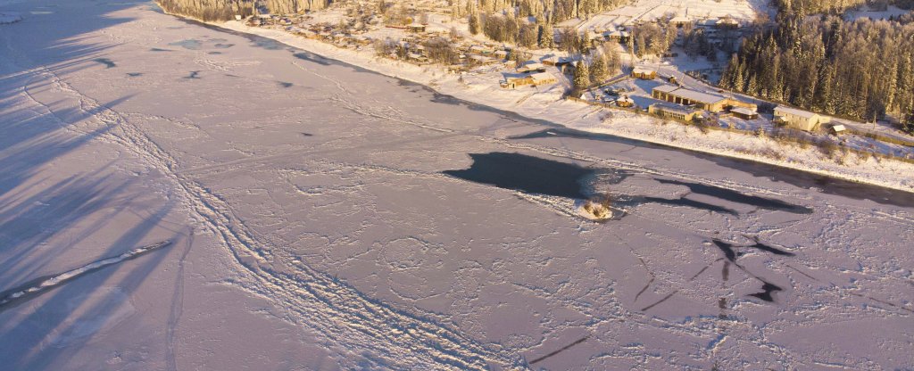 Вид на поселок Набережный, Красновишерск - Фото с квадрокоптера