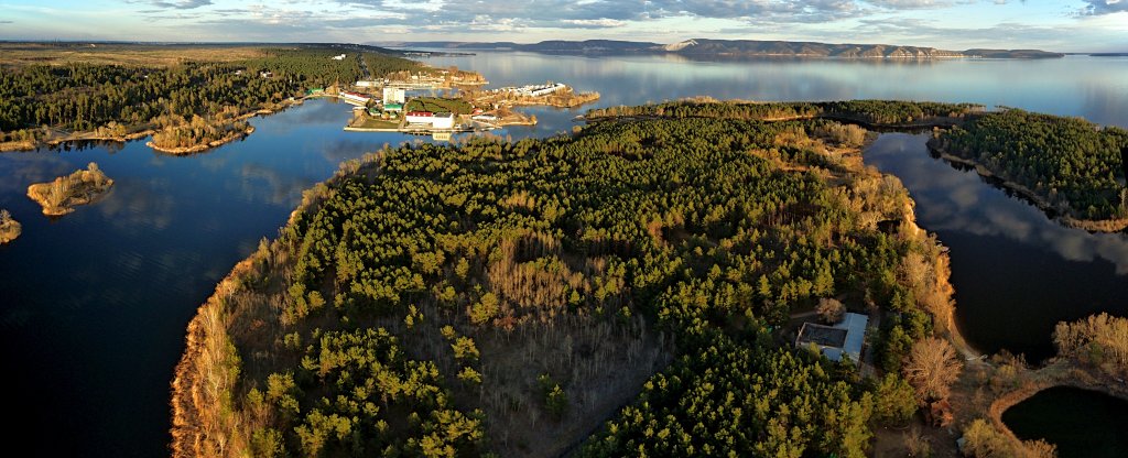 Панорама на закате с видом на горы. Муравьиные острова г.Тольятти,  - Фото с квадрокоптера