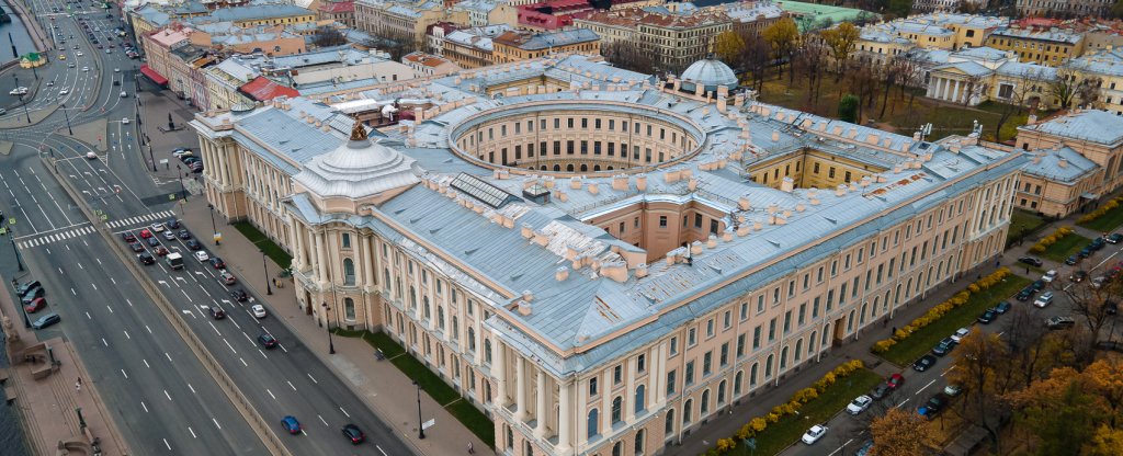 Академия художеств поздней осенью, Санкт-Петербург - Фото с квадрокоптера