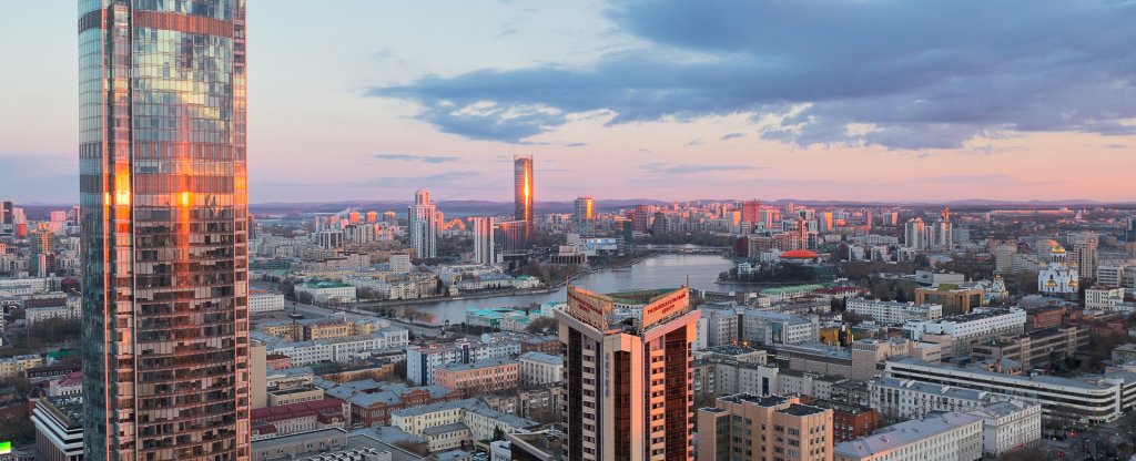 БЦ Высоцкий и его младший брат, Екатеринбург - Фото с квадрокоптера