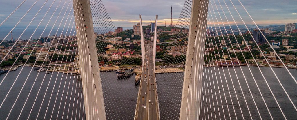 Мост через бухту Золотой Рог, Владивосток - Фото с квадрокоптера