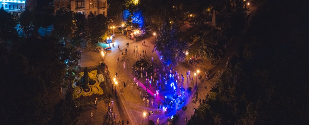 Музыкальный вечер у Краеведческого музея, Ульяновск - Фото с квадрокоптера