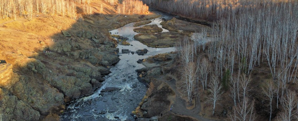 Порог ревун фото летом