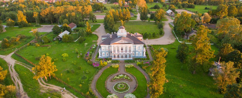 Усадьба Гальских,  - Фото с квадрокоптера