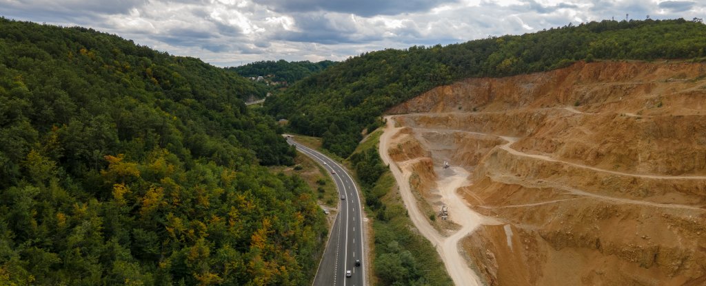 Mining near the road,  - Фото с квадрокоптера