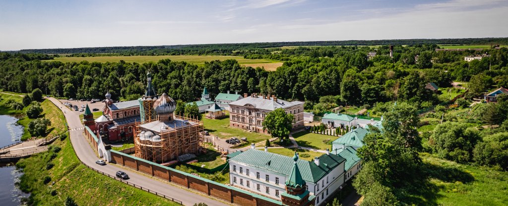 Староладожский Никольский мужской монастырь., Новая Ладога - Фото с квадрокоптера