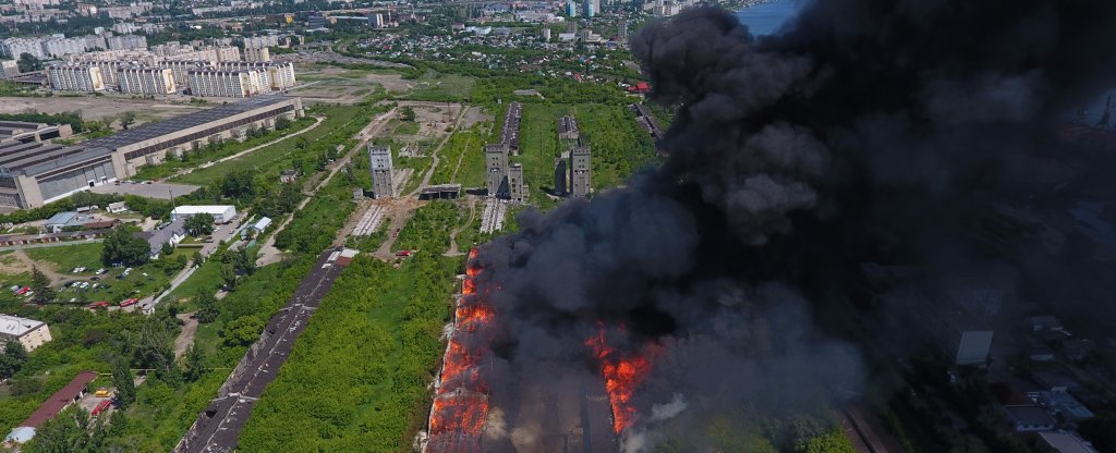 Пожар на зернохранилище, Саратов - Фото с квадрокоптера