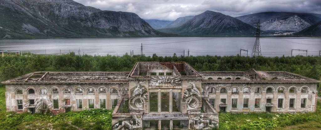 Заброшенный вокзал,  - Фото с квадрокоптера