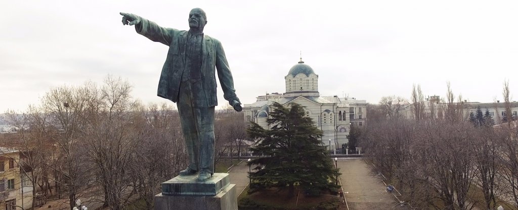 Ленин ведёт, Ленин уводит,  - Фото с квадрокоптера
