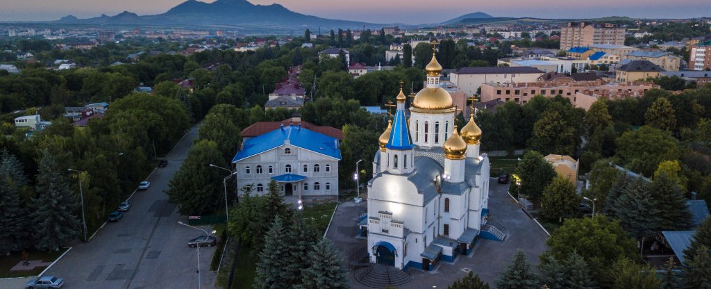 Храм Успения Пресвятой Богородицы, станица Ессентукская., Ессентуки - Фото с квадрокоптера