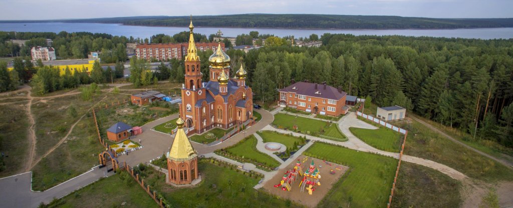 Храм Святого великомученика Георгия Победоносца Чайковский