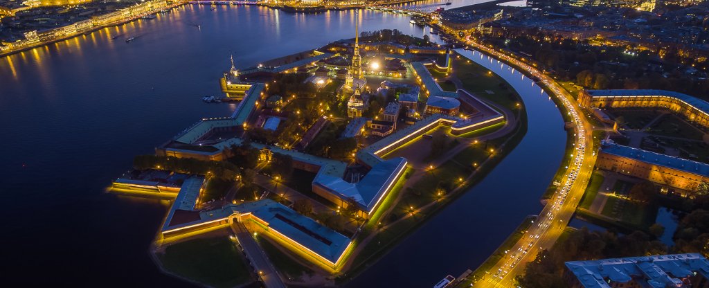 Петропавловская крепость в Санкт Петербурге сверху