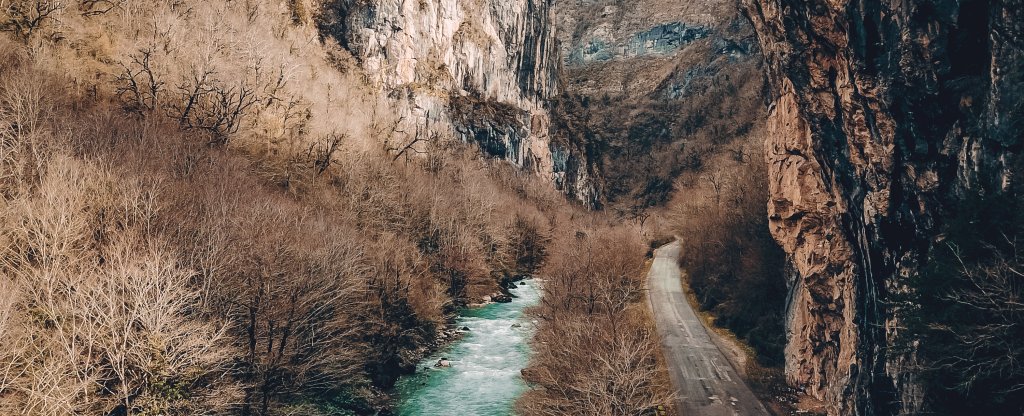 Дорога в последний путь,  - Фото с квадрокоптера