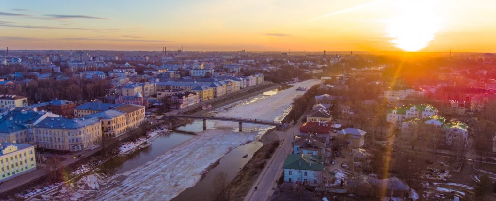 Апрельский вечер на реке,  - Фото с квадрокоптера