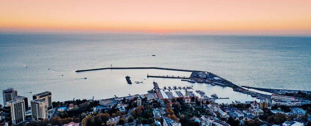 Сочи. Морской порт с башни Батарейка, Сочи - Фото с квадрокоптера