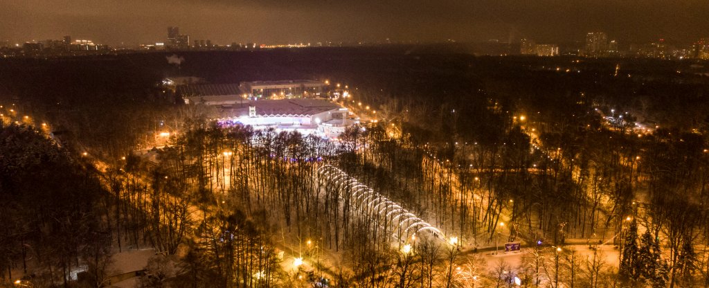 Москва, Парк Сокольники, Путешествие в Рождество,  - Фото с квадрокоптера