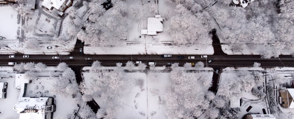 Развязка дороги в зимнем городе, Калининград - Фото с квадрокоптера