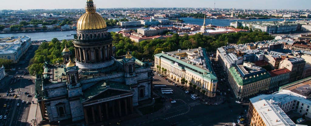 Петербург с квадрокоптера. Центр Санкт-Петербурга с высоты птичьего полета. Санкт-Петербург с квадрокоптера. Петербург вид сверху.