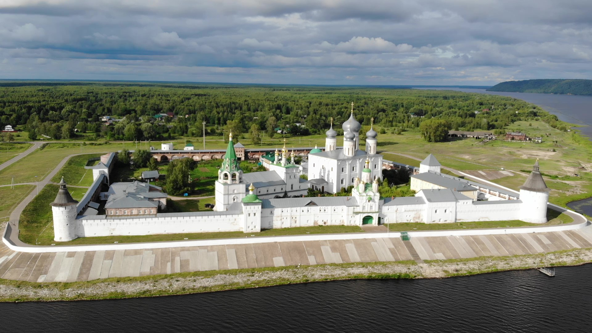 Фотографии город макарьев