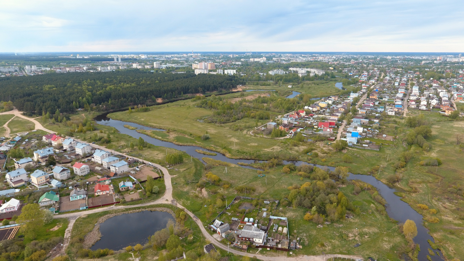 Первомайский московская область. Верховажье с высоты. Верховажье вид сверху. Верховажье панорама. Первомайский с квадрокоптера.