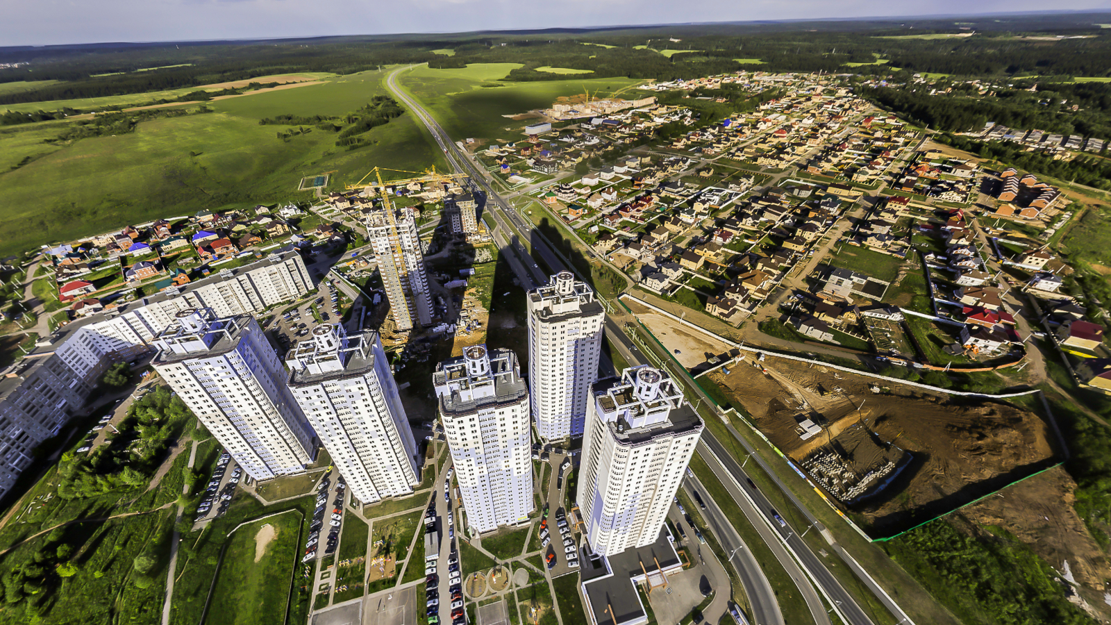 Фото дома с квадрокоптера