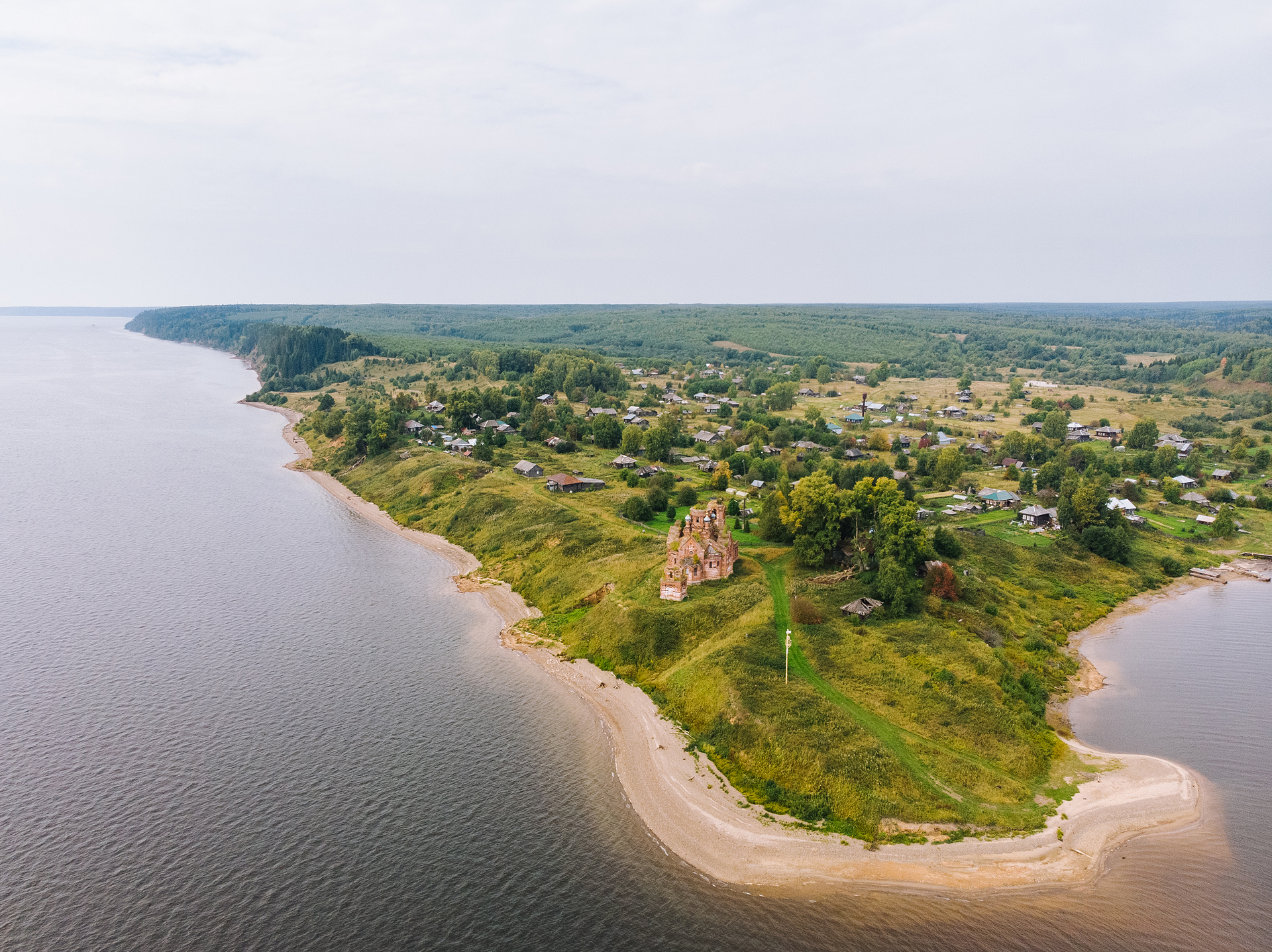 Село Таман Пермский край храм