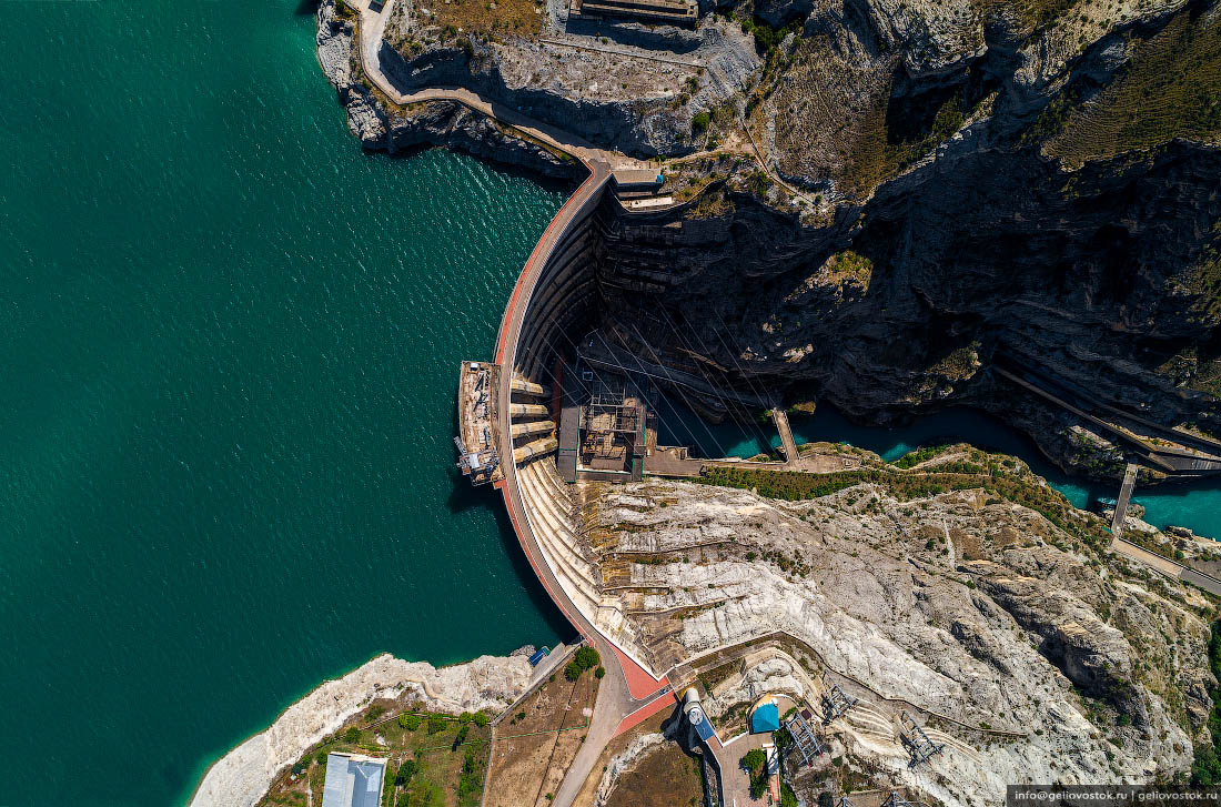 Фото чиркейского водохранилища