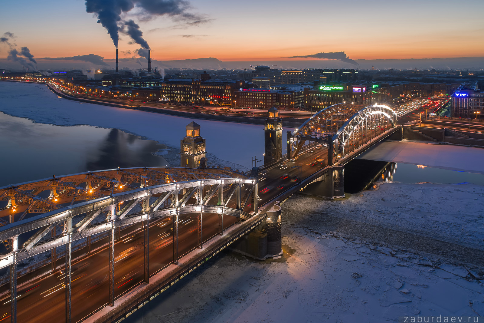 Мост большеохтинский фото разводка