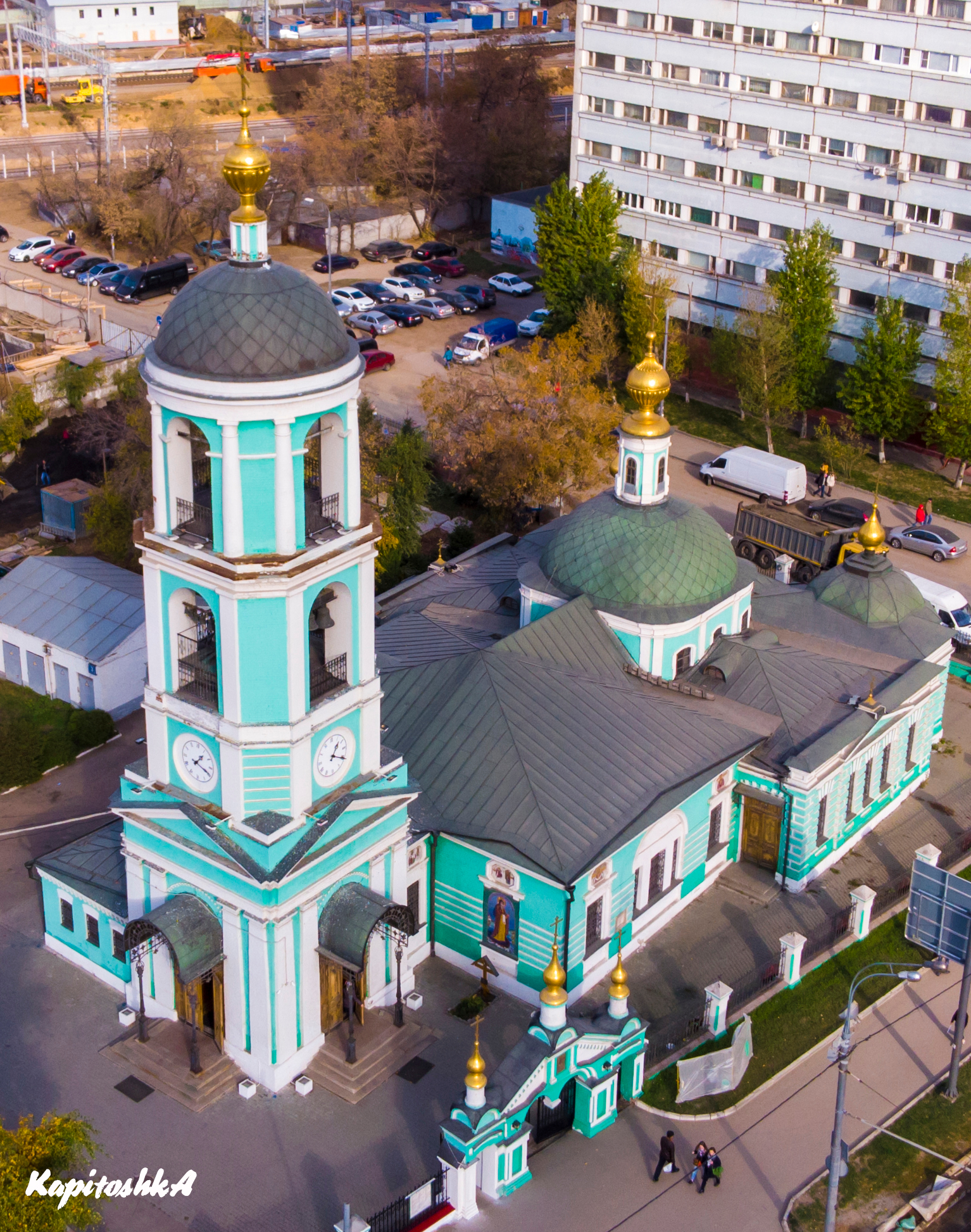 Храм Живоначальной Троицы в Москве