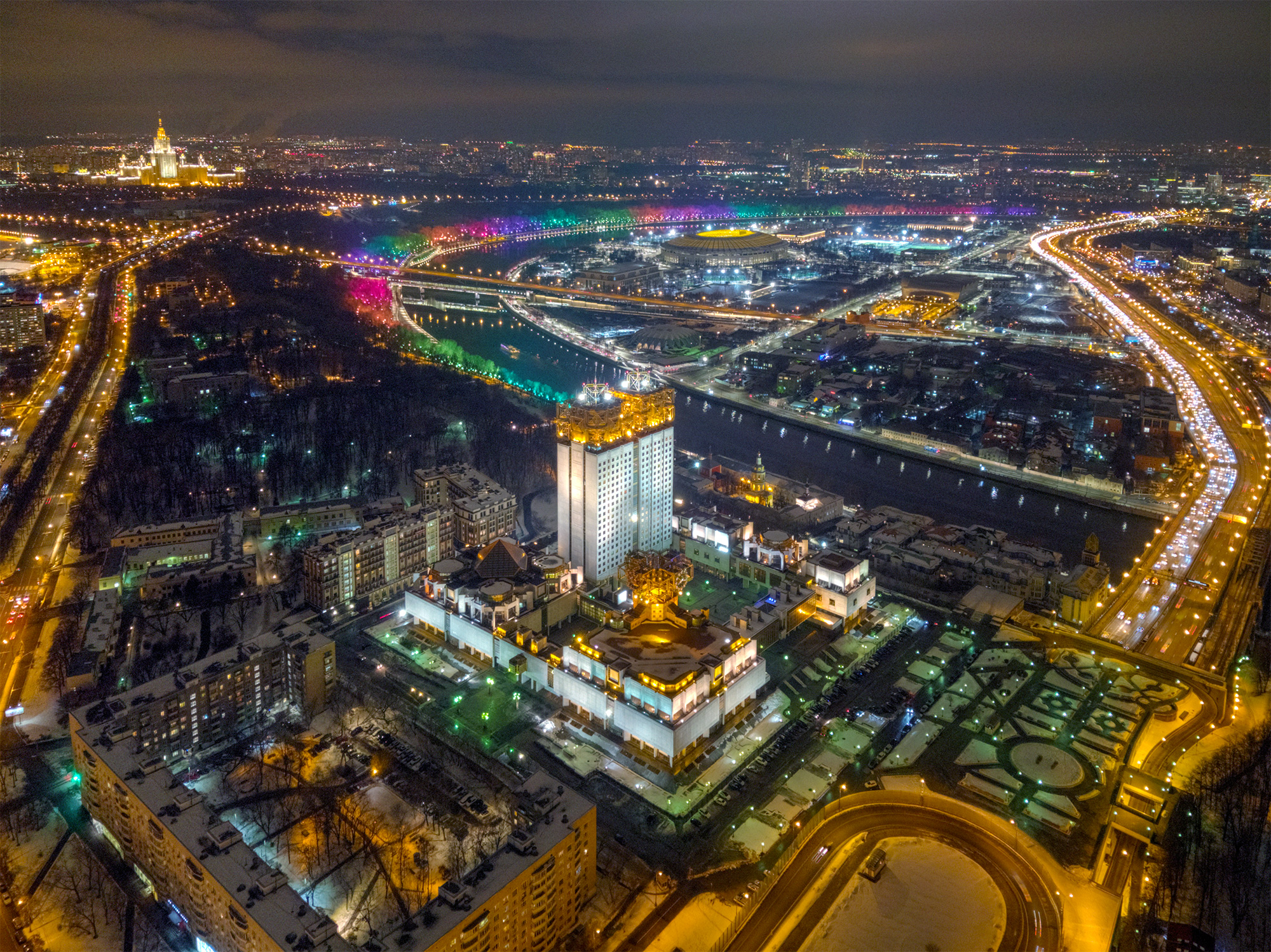 Москва вид сверху ночью