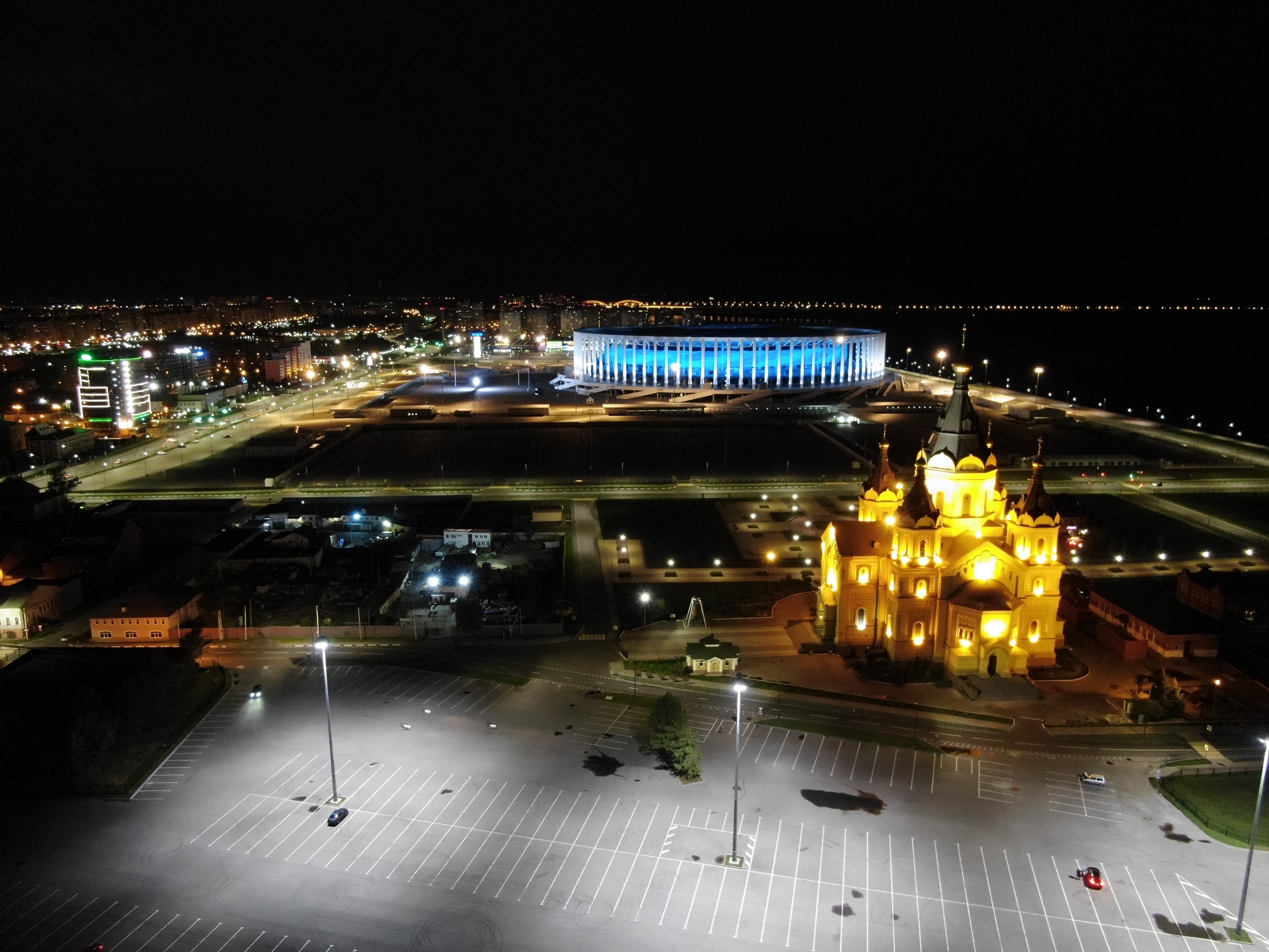 Ночные клубы, дискотеки, станция метро Горьковская, в Нижнем Новгороде - BLIZKO